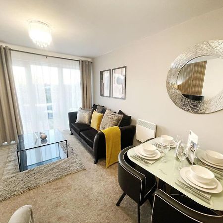 Cityfront Cosy Apt Near City Centre & Etihad Stadium, Free Parking Manchester Eksteriør billede