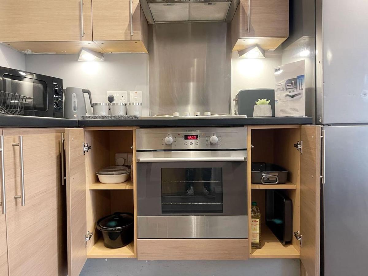 Cityfront Cosy Apt Near City Centre & Etihad Stadium, Free Parking Manchester Eksteriør billede